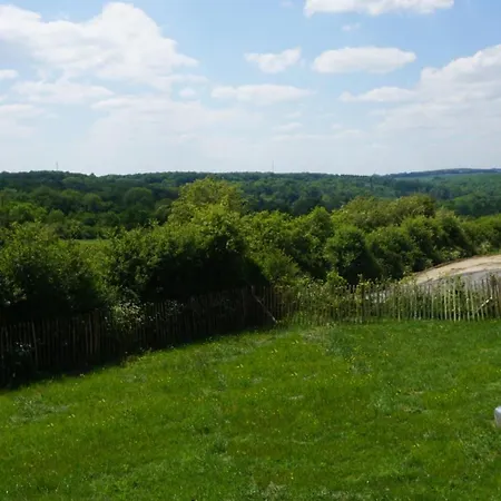 La Tiny De Doriemont Chalet